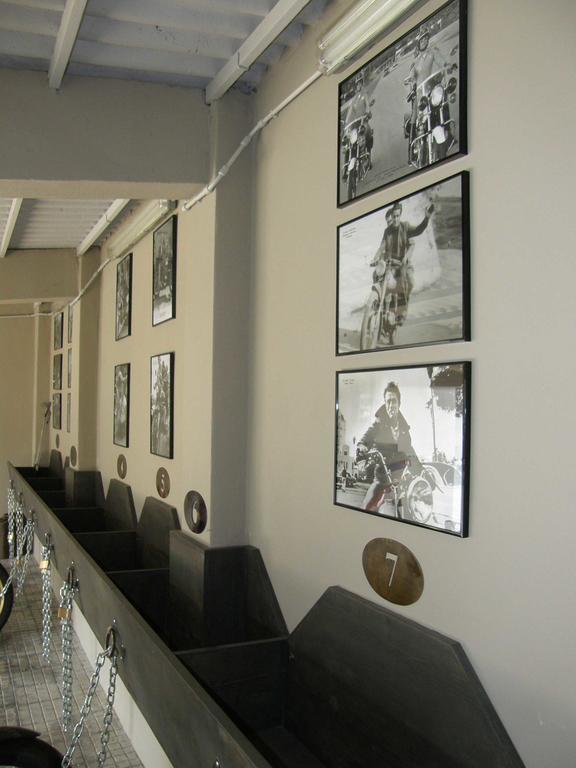 Zuretti 61 Bed and Breakfast Milano Exteriör bild